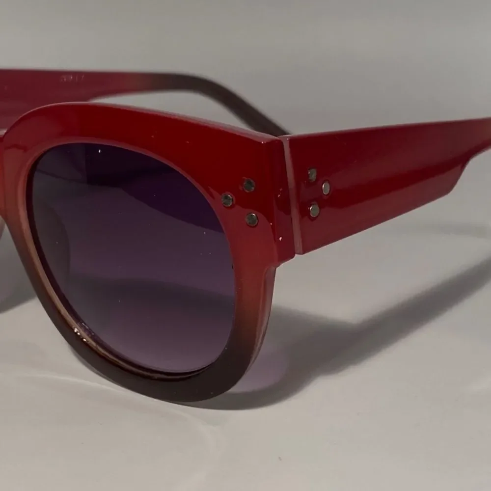 0541 Dark Red Sweetheart Oversize Sunglasses UV Protection New - Picture 6 of 8